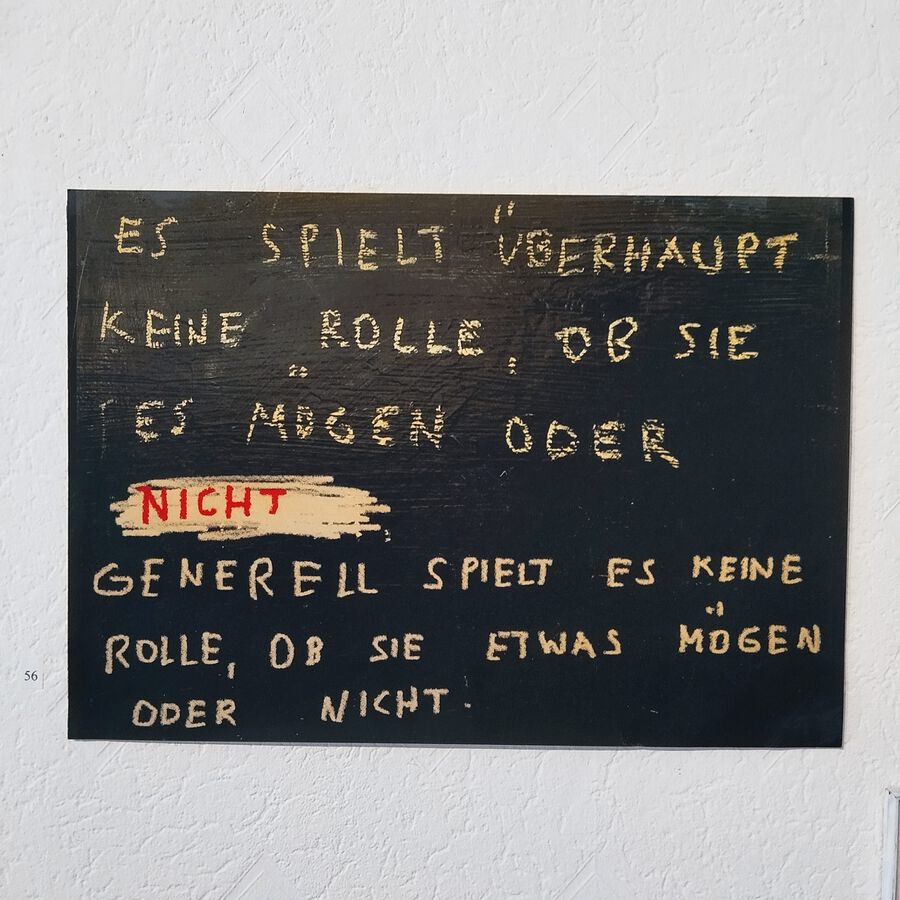 Ulrich Langenbach, Es spielt überhaupt keine Rolle,,,, 2025, mixed media